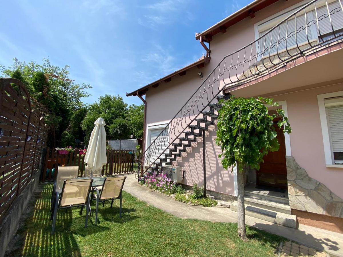 Do-Ti Apartmanhaz Balatonlelle Ngoại thất bức ảnh