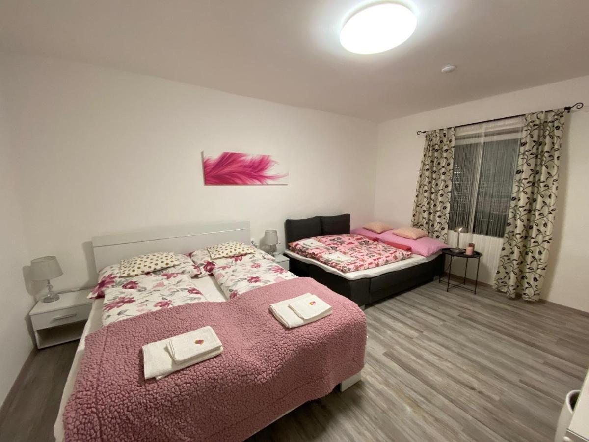 Do-Ti Apartmanhaz Balatonlelle Ngoại thất bức ảnh