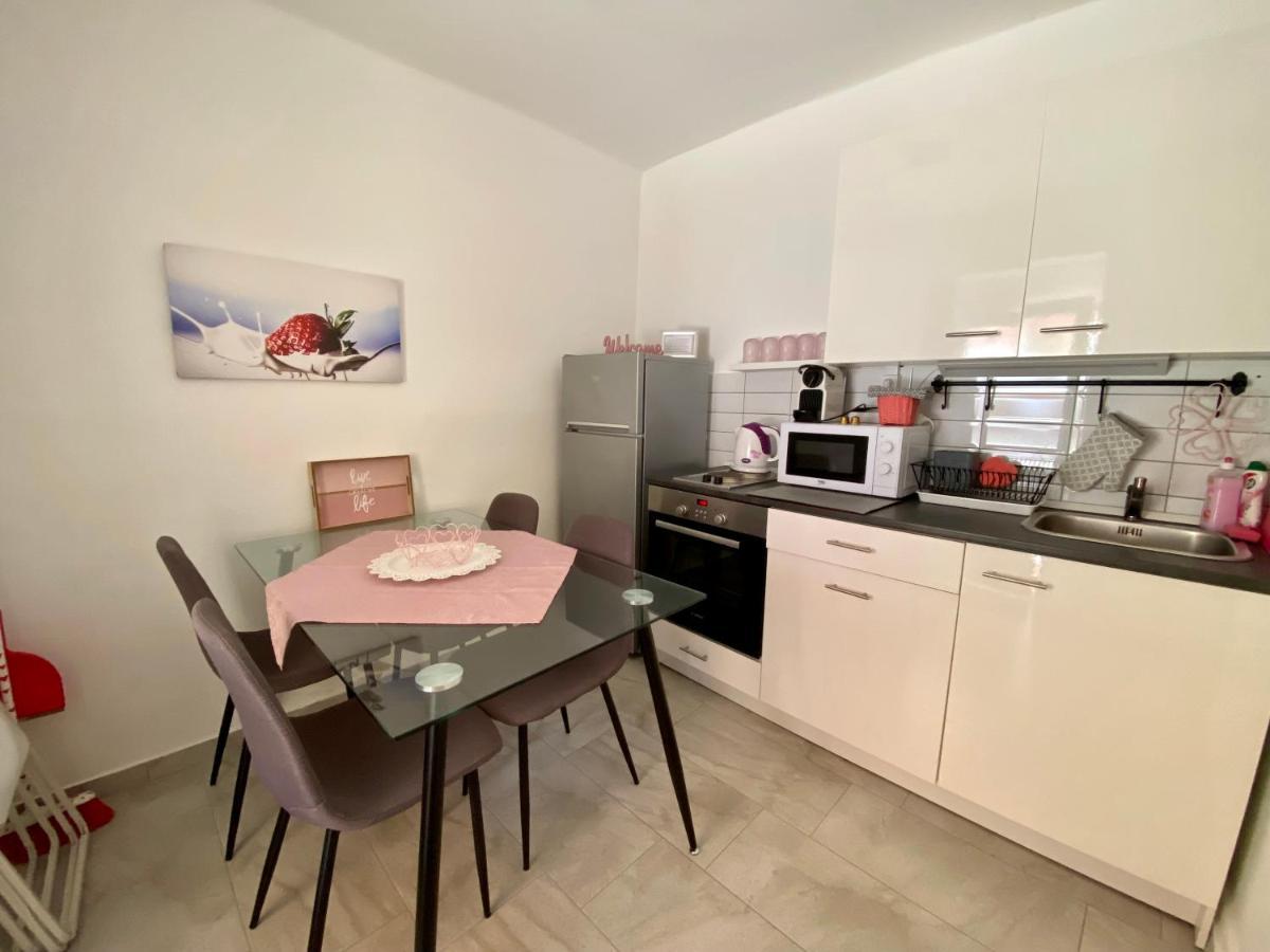 Do-Ti Apartmanhaz Balatonlelle Ngoại thất bức ảnh