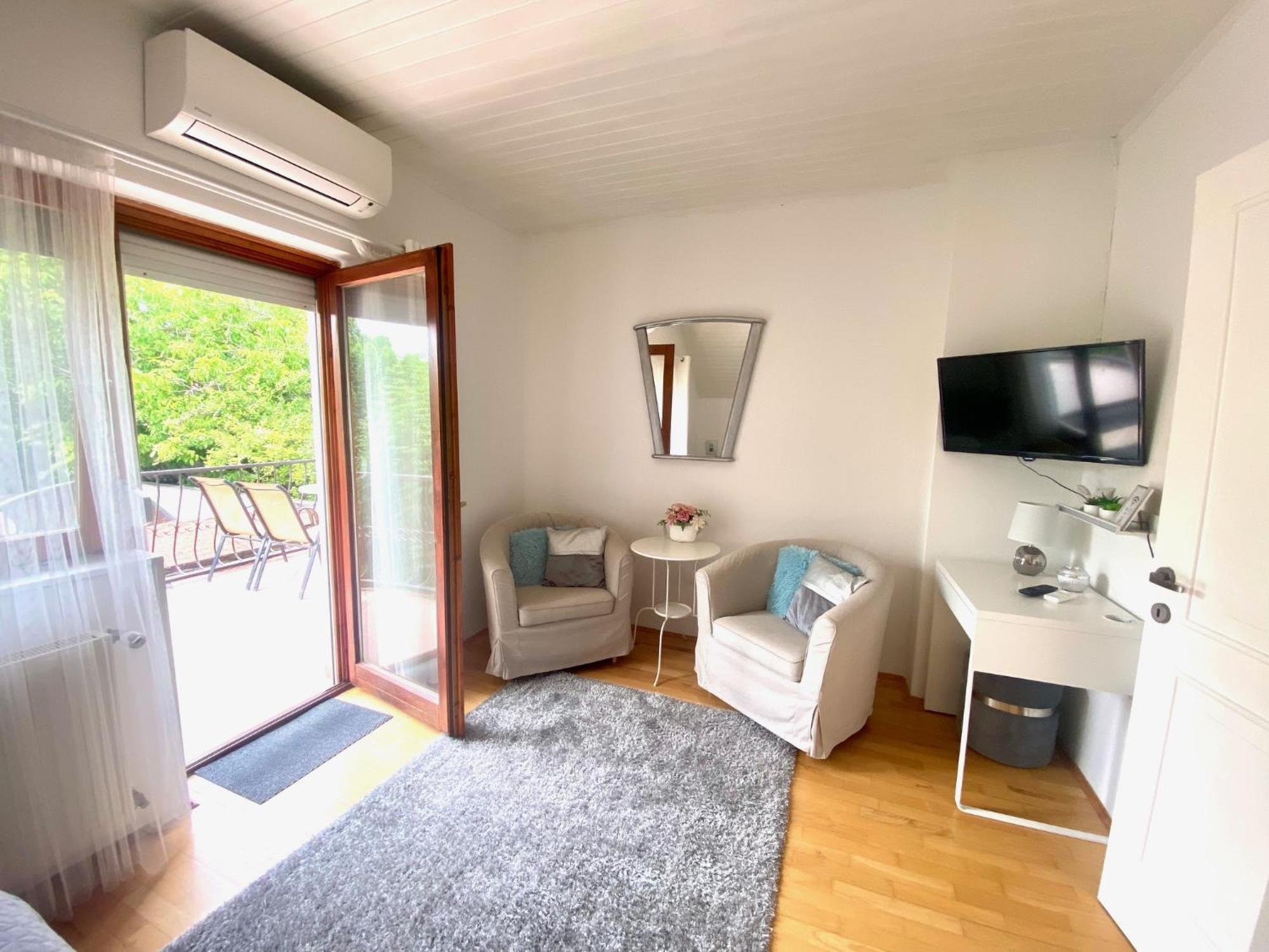 Do-Ti Apartmanhaz Balatonlelle Ngoại thất bức ảnh