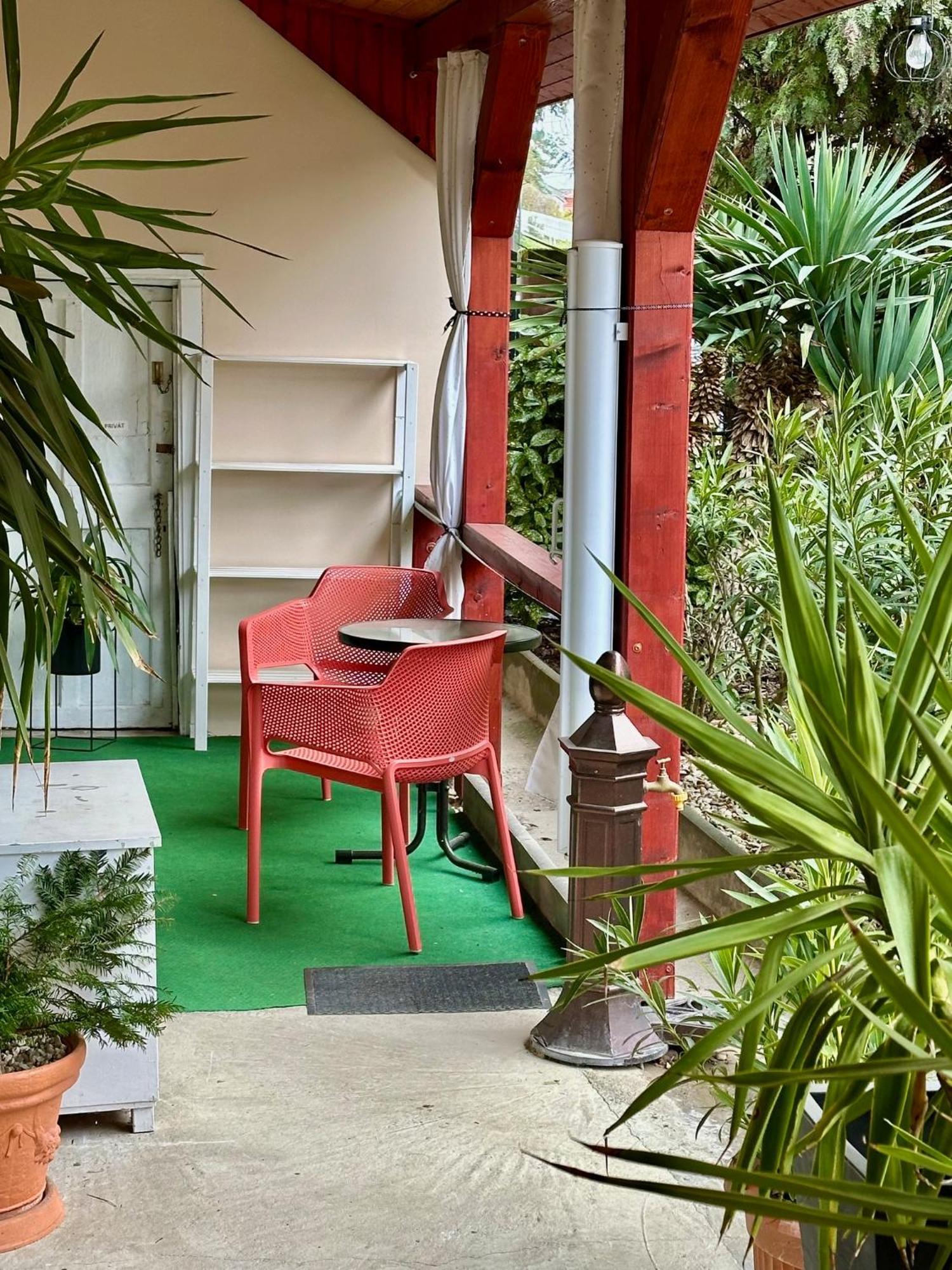 Do-Ti Apartmanhaz Balatonlelle Ngoại thất bức ảnh