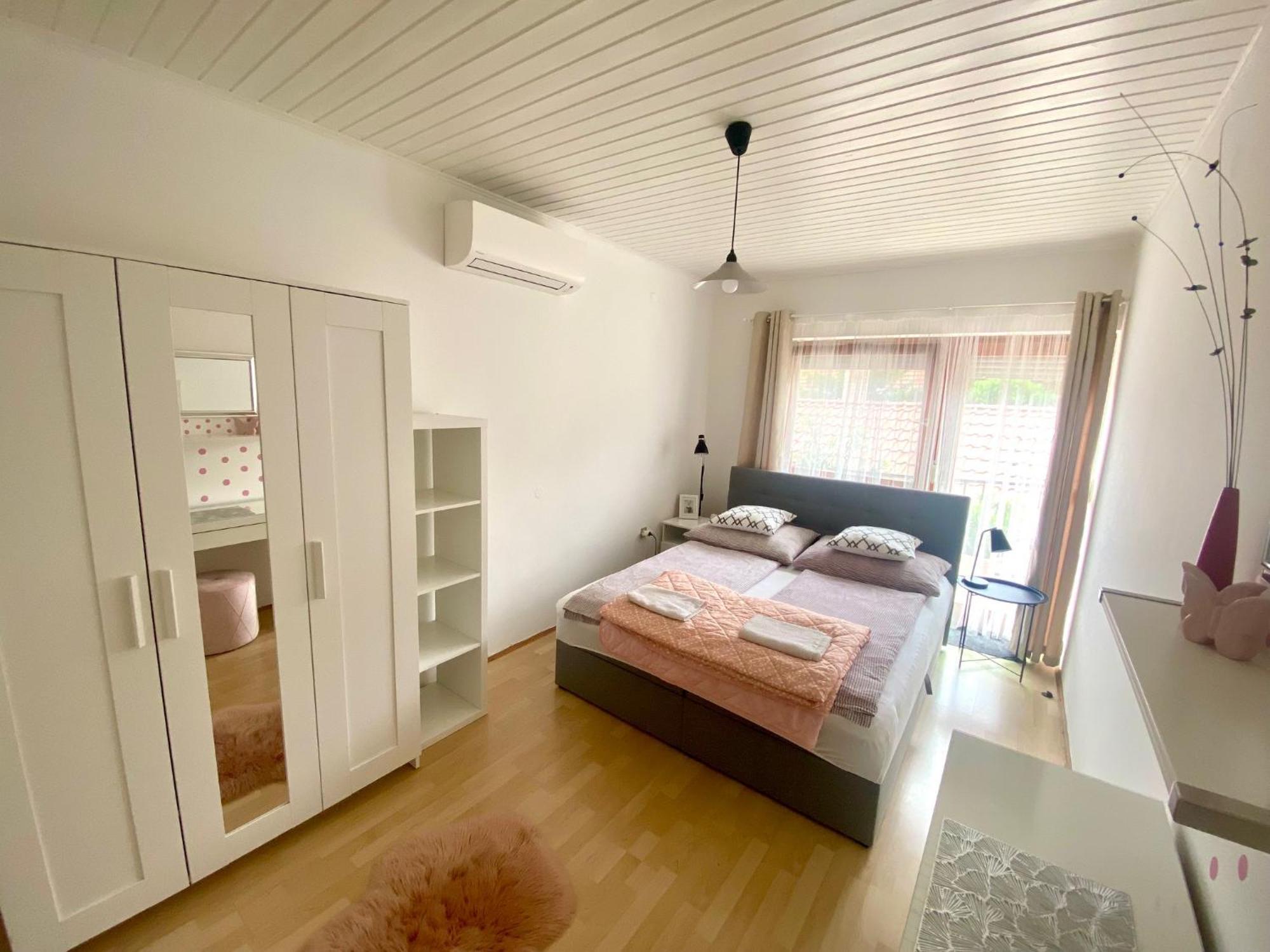 Do-Ti Apartmanhaz Balatonlelle Ngoại thất bức ảnh